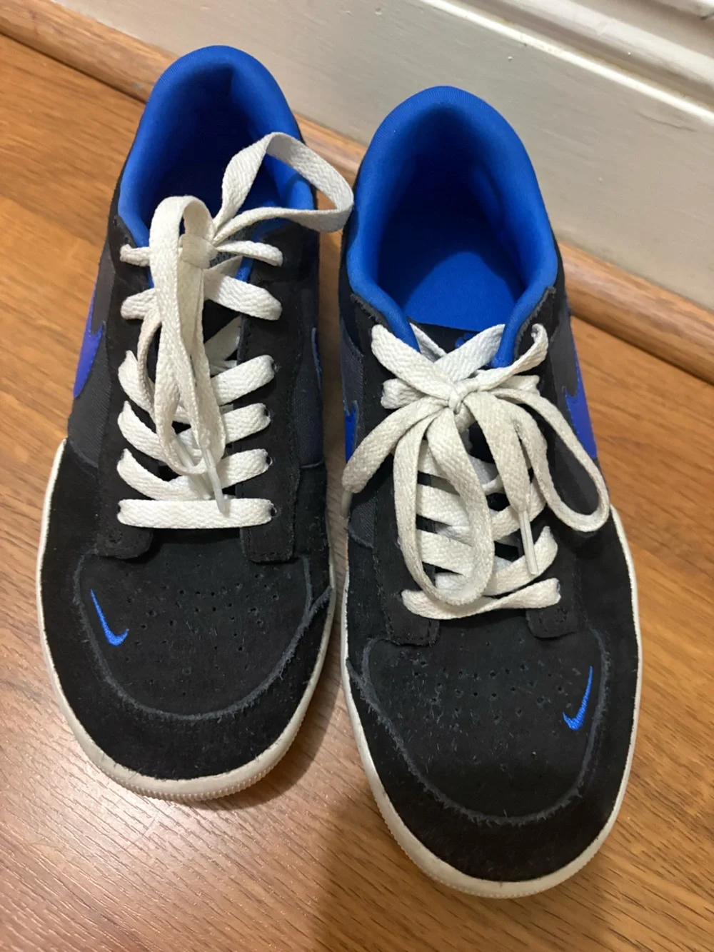Nike Kids SB Force 58 Black and Blue Low-Top Sneakers with White Laces